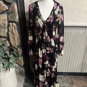 Taylor Black and Pink Long Sleeve V-Neck Dress